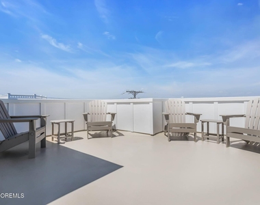 39 20th Avenue - Photo Thumbnail 48