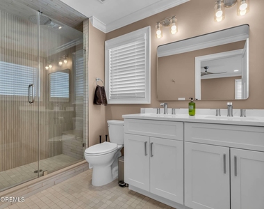 39 20th Avenue - Photo Thumbnail 43