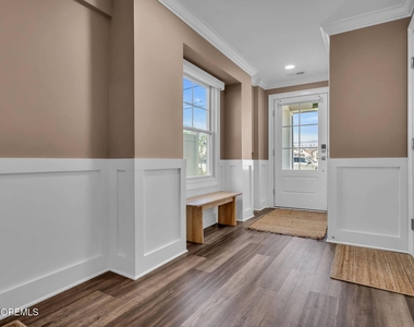 39 20th Avenue - Photo Thumbnail 1
