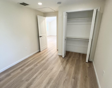 115 Parker Avenue - Photo Thumbnail 13