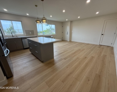 1 Ocean Avenue - Photo Thumbnail 9
