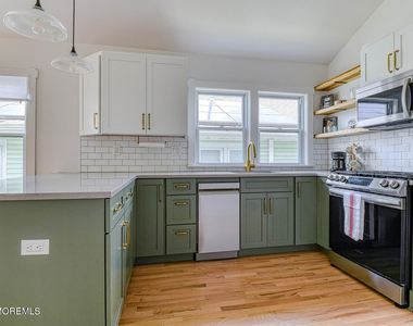 1225 6th Avenue - Photo Thumbnail 10