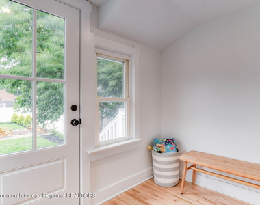 1225 6th Avenue - Photo Thumbnail 23