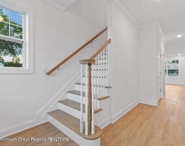 221 Brighton Avenue - Photo Thumbnail 2