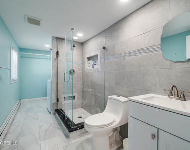 351 Hollywood Avenue - Photo Thumbnail 11