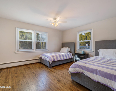 351 Hollywood Avenue - Photo Thumbnail 7