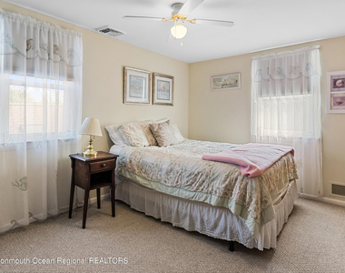 57 Ocean Avenue - Photo Thumbnail 17