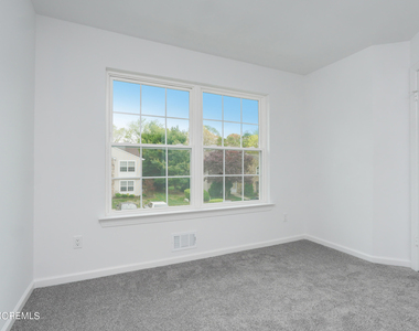 27 Karen Drive - Photo Thumbnail 20