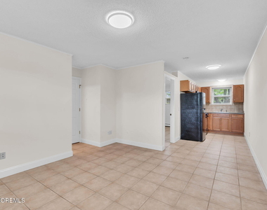 455 Ocean Boulevard - Photo Thumbnail 3