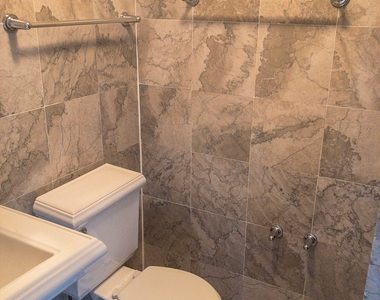 West 79 Street - Photo Thumbnail 3