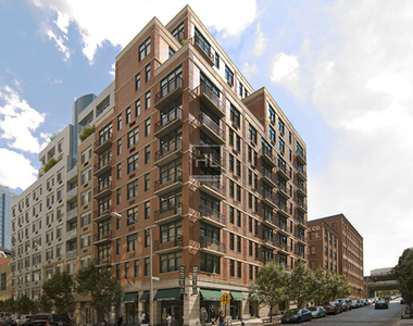 Washington Street - Photo Thumbnail 5