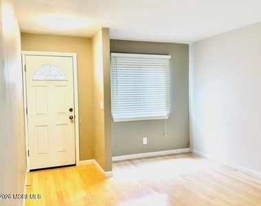 5 Inwood Terrace - Photo Thumbnail 2