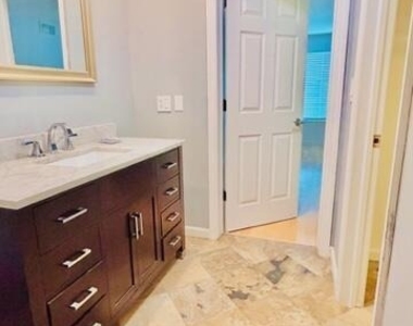 5 Inwood Terrace - Photo Thumbnail 14