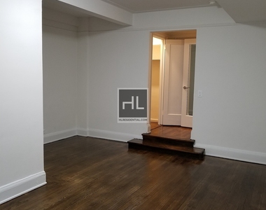 East 38 Street - Photo Thumbnail 5