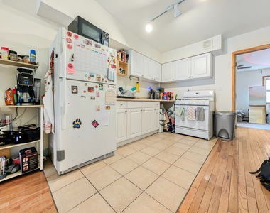820 Myrtle Avenue - Photo Thumbnail 3