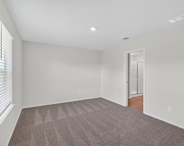 1818 Potomac Lane - Photo Thumbnail 12