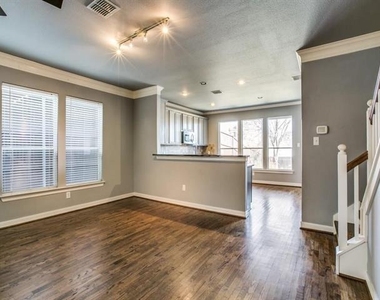 2330 Throckmorton Street - Photo Thumbnail 11