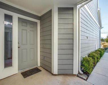 2330 Throckmorton Street - Photo Thumbnail 3