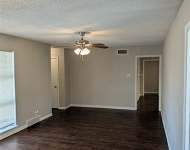 4800 Dunlap Drive - Photo Thumbnail 6