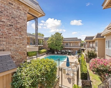 4403 Bellaire Drive S - Photo Thumbnail 14