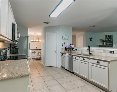 1515 Harvest Crossing Drive - Photo Thumbnail 11