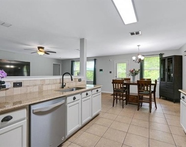 1515 Harvest Crossing Drive - Photo Thumbnail 13