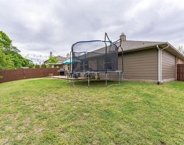 1515 Harvest Crossing Drive - Photo Thumbnail 25
