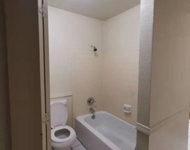 4529 Larner Street - Photo Thumbnail 8