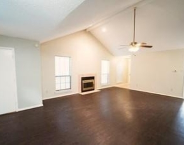 1901 Wyatt Drive - Photo Thumbnail 3