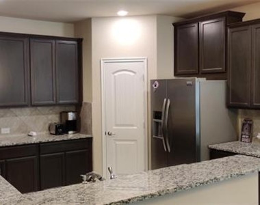 9821 Prairie Dog Lane - Photo Thumbnail 6