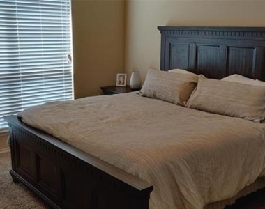 9821 Prairie Dog Lane - Photo Thumbnail 9