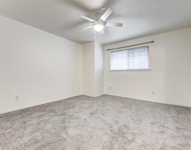 3212 Daniel Avenue - Photo Thumbnail 8