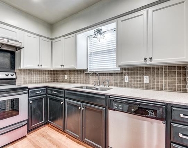 3212 Daniel Avenue - Photo Thumbnail 3