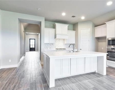 1730 Holmwood Drive - Photo Thumbnail 2