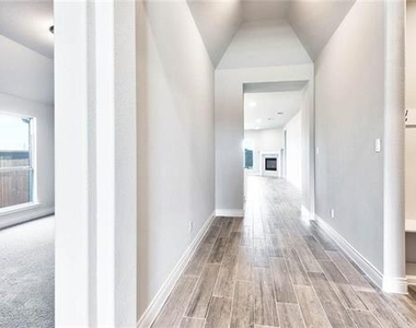 1730 Holmwood Drive - Photo Thumbnail 1