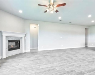 1730 Holmwood Drive - Photo Thumbnail 7