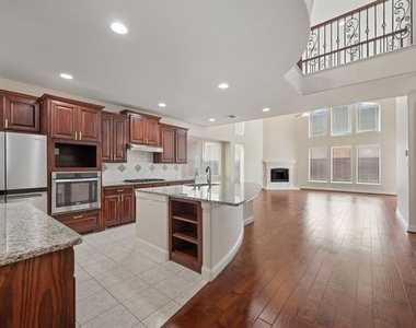 9813 Karlovich Drive - Photo Thumbnail 23