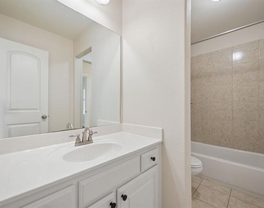 9813 Karlovich Drive - Photo Thumbnail 7