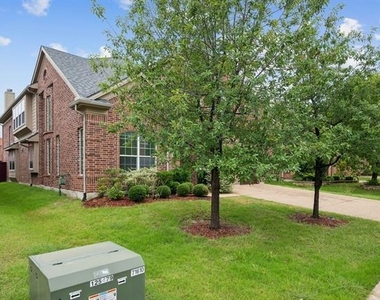 9813 Karlovich Drive - Photo Thumbnail 3