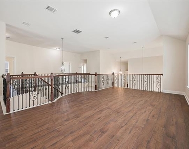 9813 Karlovich Drive - Photo Thumbnail 36