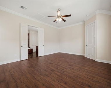 9813 Karlovich Drive - Photo Thumbnail 29