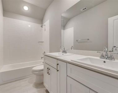 1078 Norias Drive - Photo Thumbnail 21