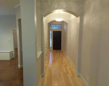 2821 Vacherie Lane - Photo Thumbnail 2