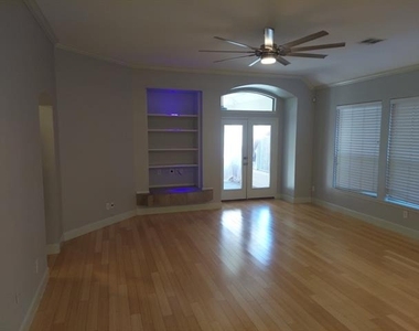 2821 Vacherie Lane - Photo Thumbnail 4