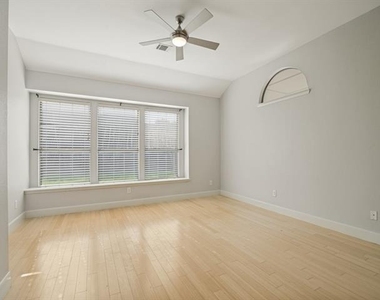 2821 Vacherie Lane - Photo Thumbnail 9