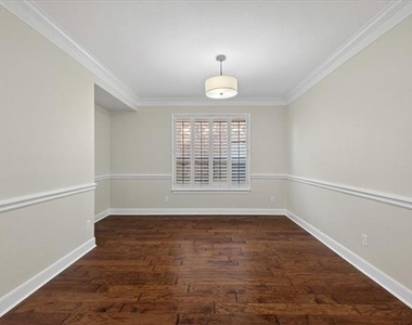 14668 Blakehill Drive - Photo Thumbnail 11