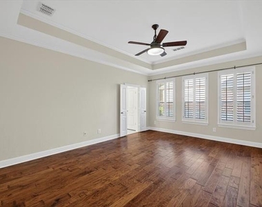 14668 Blakehill Drive - Photo Thumbnail 14