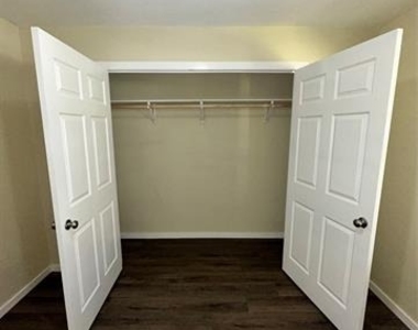 6620 Moss Lane - Photo Thumbnail 22
