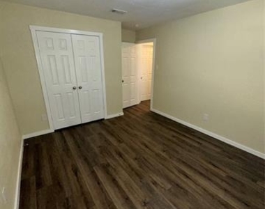 6620 Moss Lane - Photo Thumbnail 19
