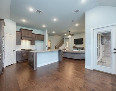 1416 Alexander Drive - Photo Thumbnail 19